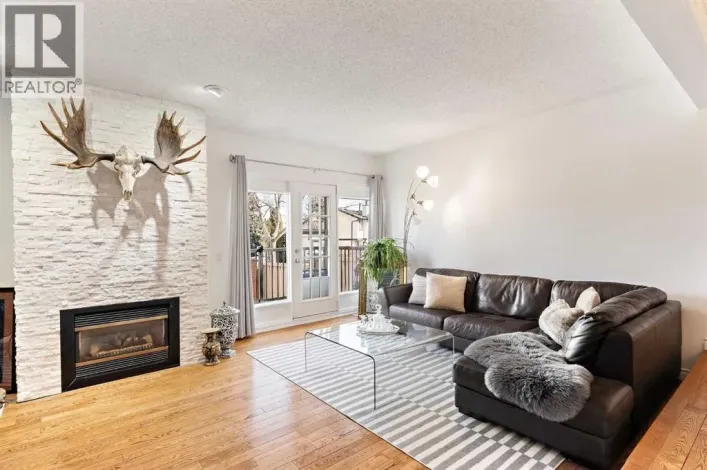 33, 448 Strathcona Drive SW, Calgary