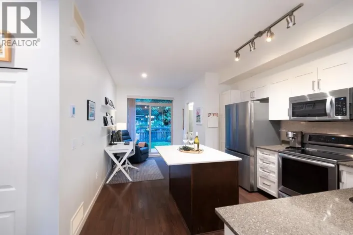 33 55 HAWTHORN DRIVE, Port Moody