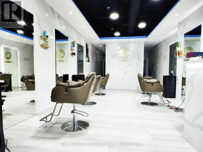 33 - 550 HIGHWAY 7 E, Richmond Hill