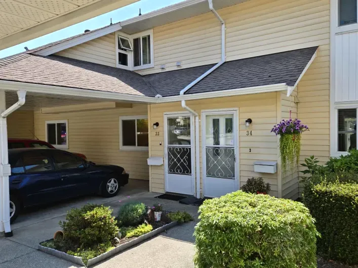 33 7525 MARTIN PLACE, Mission