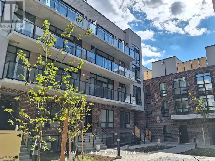 33 - 871 SHEPPARD AVENUE W, Toronto