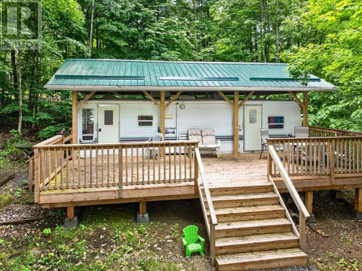 33 - 9 GLENFORD LANE, Frontenac
