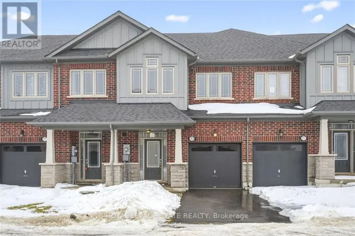 33 ADMIRAL ROAD, Welland