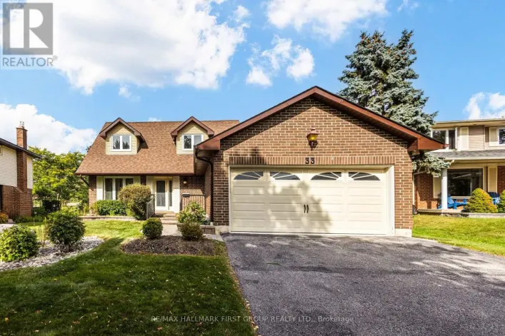 33 ANSTEAD CRESCENT, Ajax