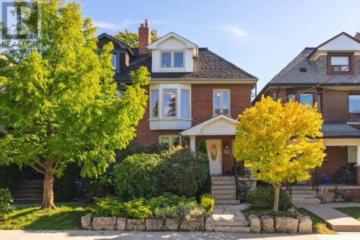 33 BEATRICE STREET, Toronto