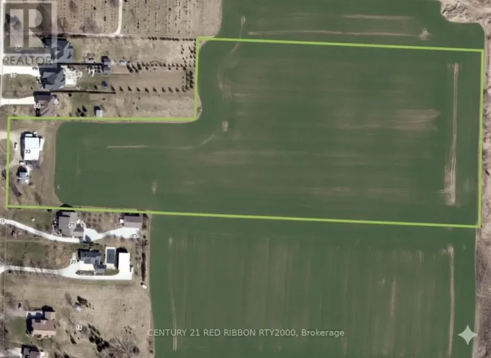 33 BEECHWOOD AVENUE, Lambton Shores