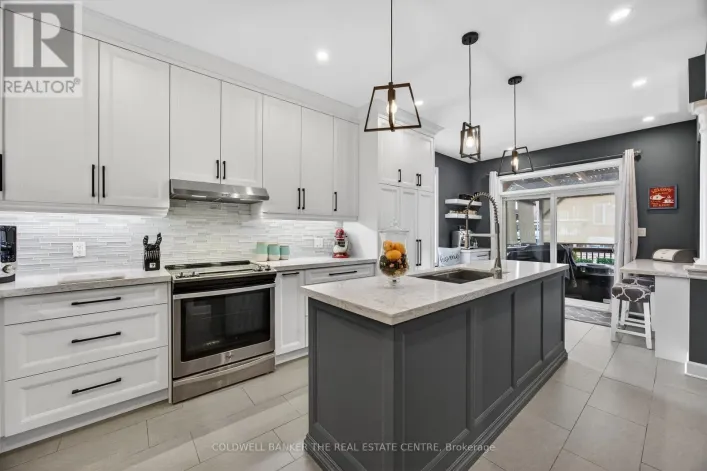 33 BOOTH STREET, Bradford West Gwillimbury