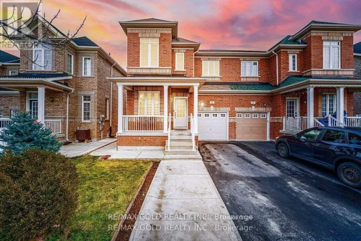 33 CALLALILY ROAD, Brampton