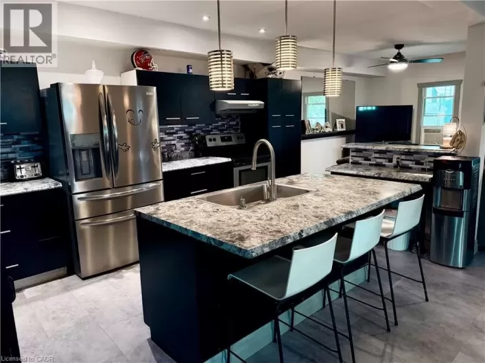 33 COZY Street, Welland