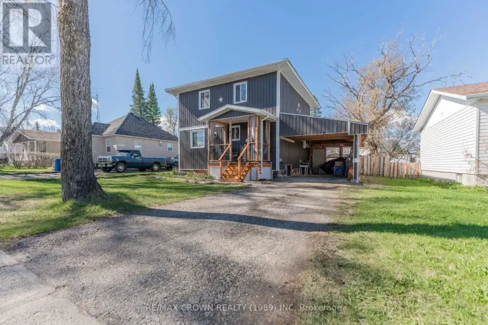 33 DOMINION AVENUE, Kapuskasing
