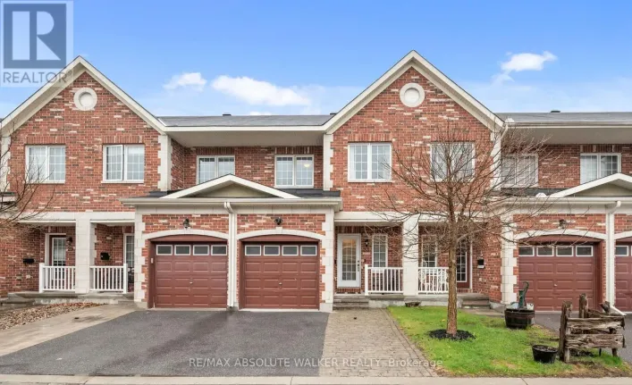 33 DUNDALK PRIVATE, Ottawa