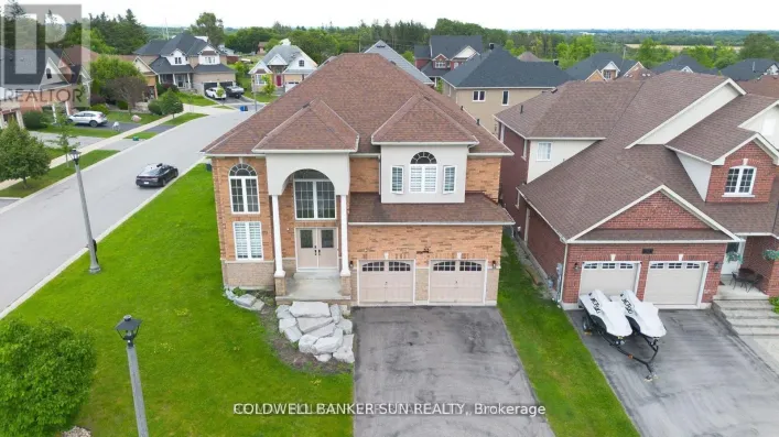 33 ELLIS CRESCENT, Kawartha Lakes