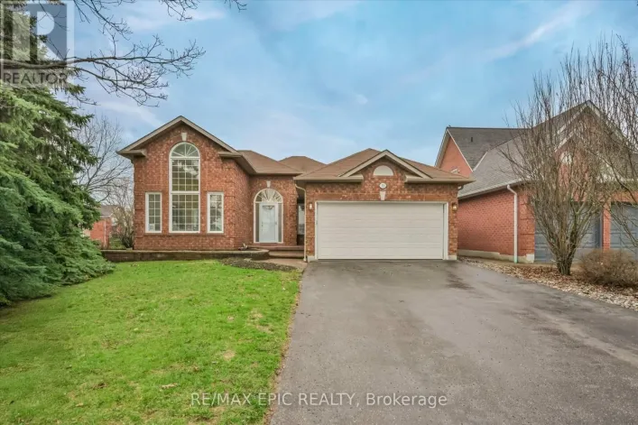 33 EMMETT PLACE, Whitby