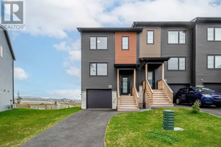 33 Flatrock Crescent, Beechville