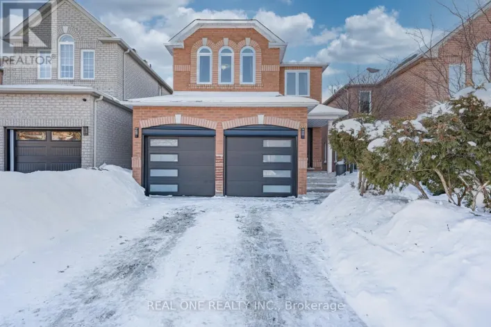 33 FORMOSA DRIVE, Richmond Hill