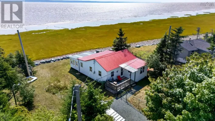 33 Fundy Bay Lane, Debert