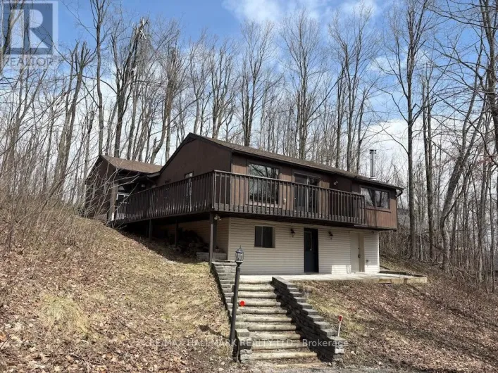33 HURON WOODS DRIVE, Oro-Medonte