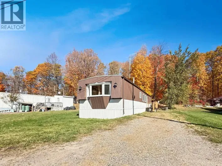 33 JULIE LANE, Horton