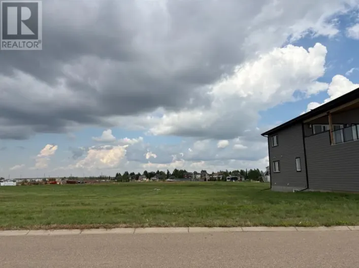 33 Kingfisher Estates E, Lake Newell Resort