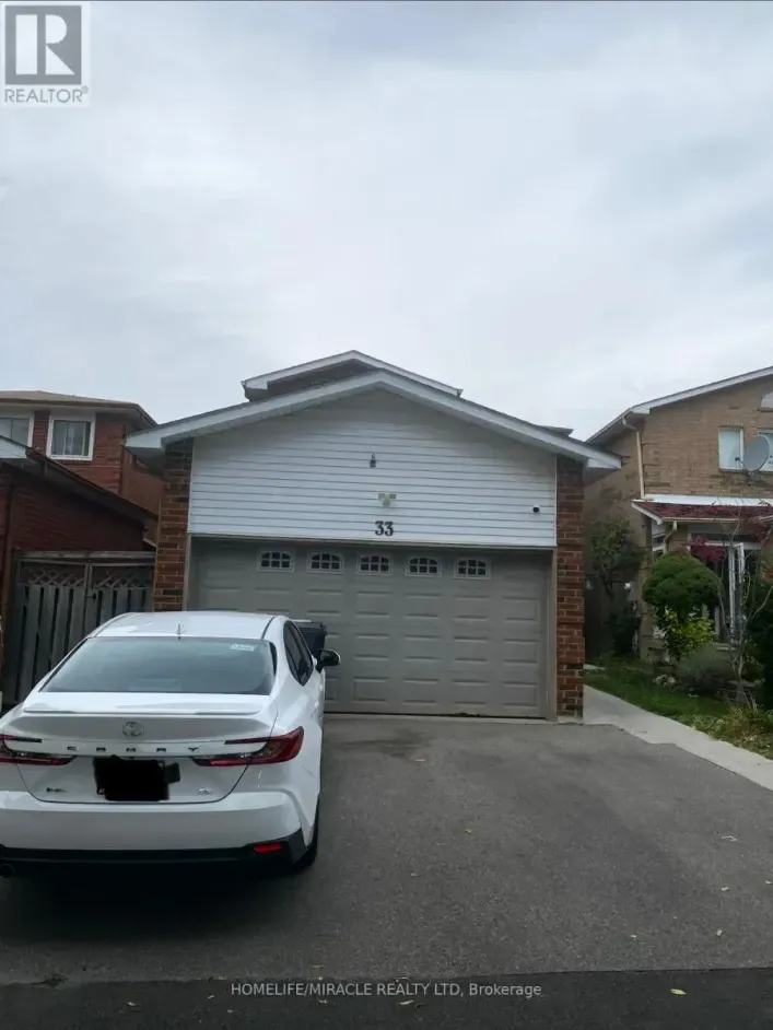 House for sale: 33 MCGRAW AVENUE, Brampton