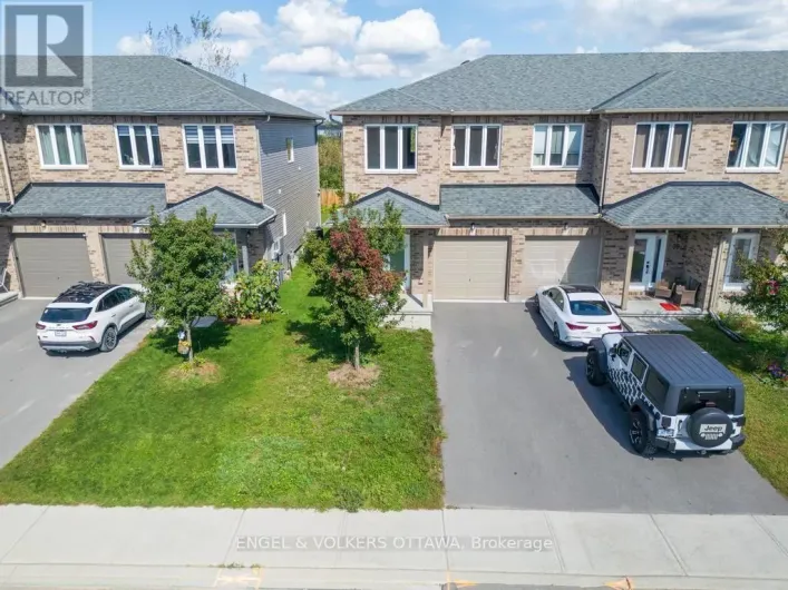 33 MCPHAIL ROAD, Carleton Place