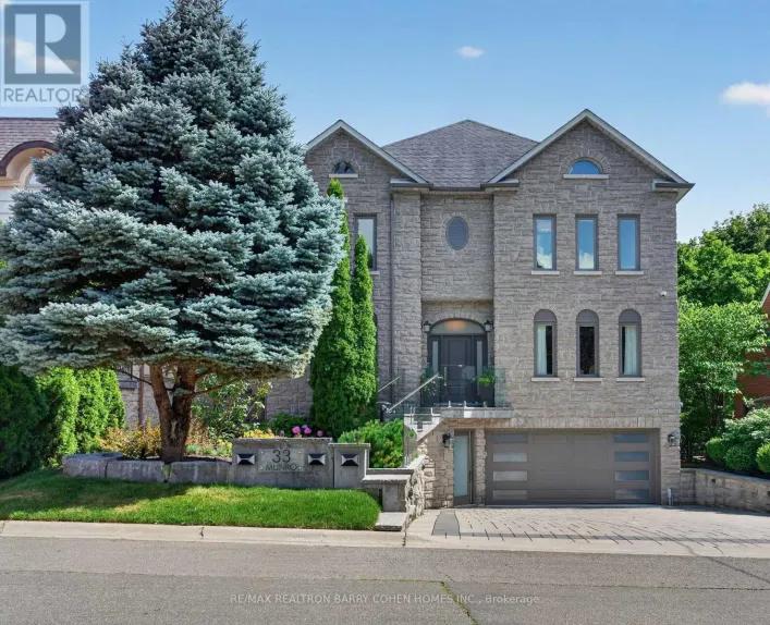 33 MUNRO BOULEVARD, Toronto