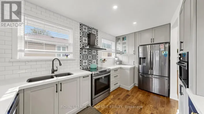 33 NEAPOLITAN DRIVE, Toronto