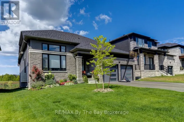 33 NICORT ROAD, Wasaga Beach