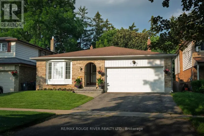 33 PEPPER TREE DRIVE, Toronto