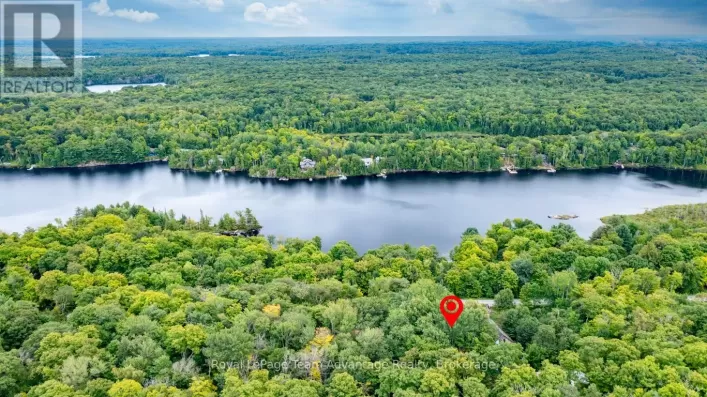 33 PINEWOOD ROAD, McDougall