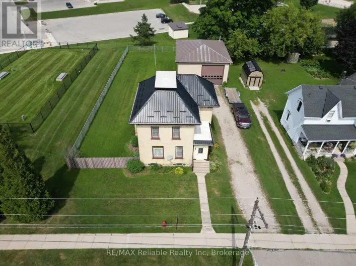 33 PRINCESS STREET E, Central Huron