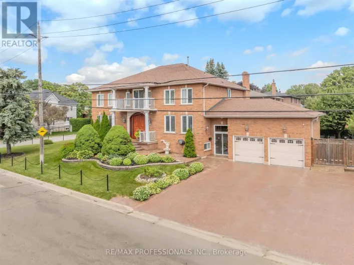 33 REDBERRY PARKWAY, Toronto