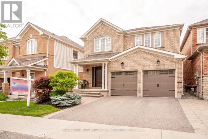 33 RICHARD UNDERHILL AVENUE, Whitchurch-Stouffville
