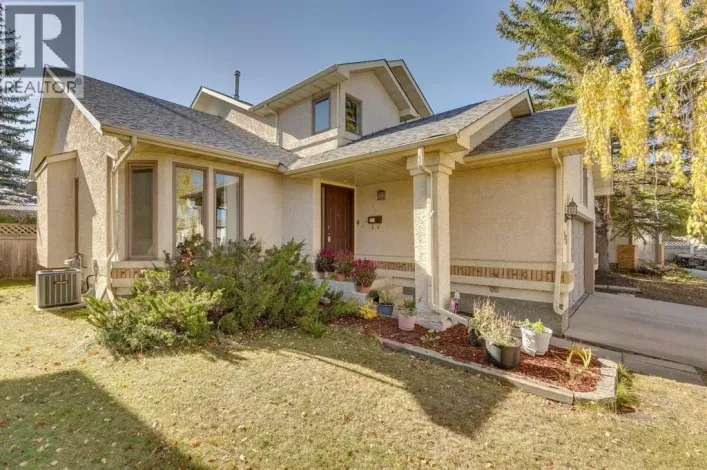 33 Shawnee View SW, Calgary