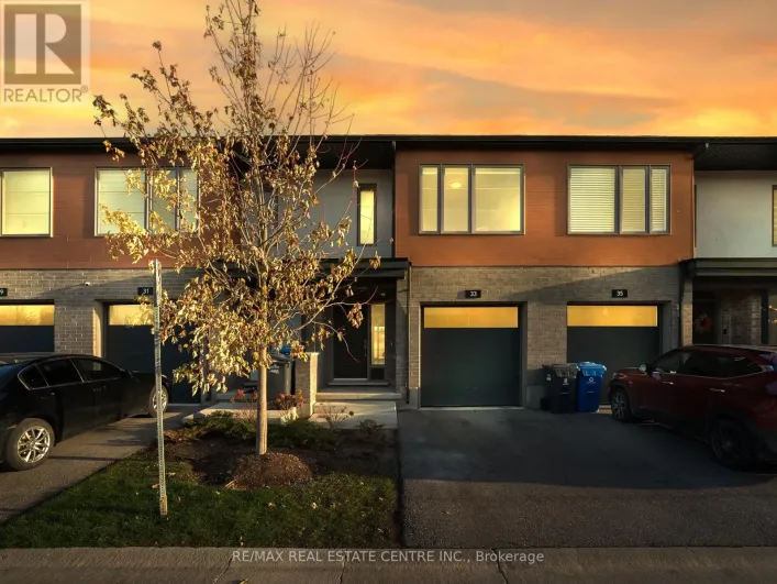 33 STEELE CRESCENT, Guelph