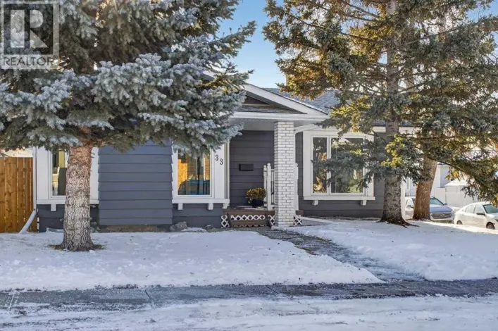 33 Sunhurst Crescent SE, Calgary