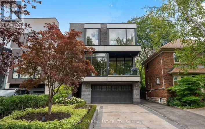 33 TARLTON ROAD, Toronto