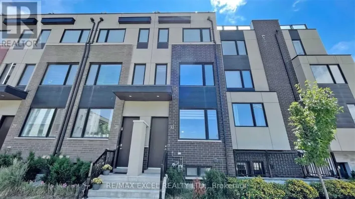 33 THOMAS MULHOLLAND DRIVE, Toronto