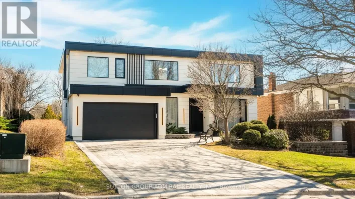 33 THORNY BRAE DRIVE, Markham