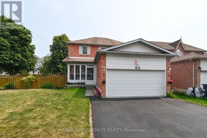 33 VALLEY CENTRE DRIVE, Toronto