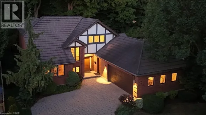 33 WALNUT Drive, Guelph