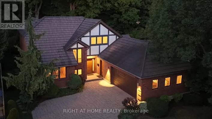 33 WALNUT DRIVE, Guelph