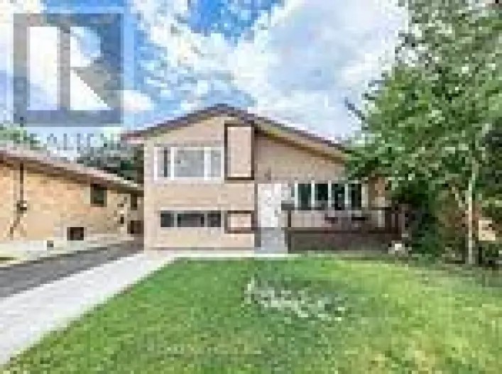 33 WISHING WELL DRIVE, Toronto