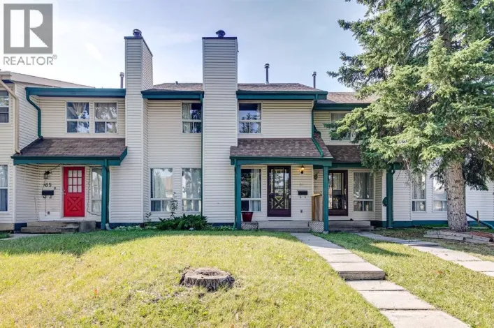 33 Woodhill Court SW, Calgary