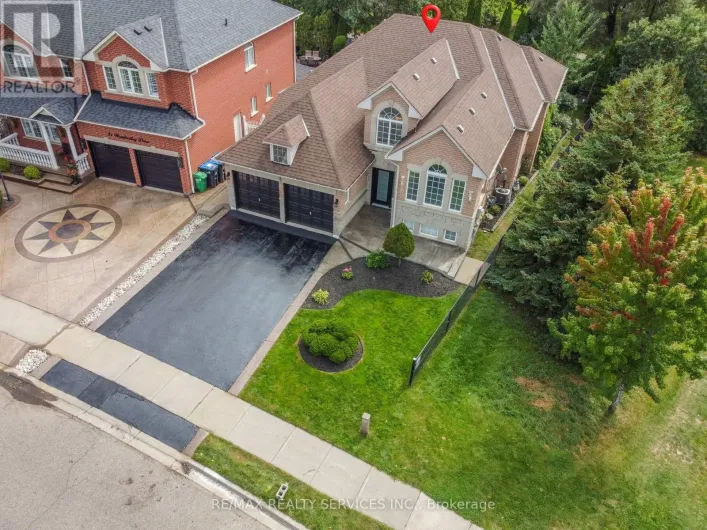 33 WOODVALLEY DRIVE, Brampton