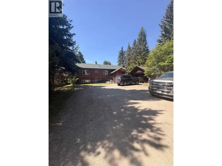 330 REID DRIVE, Vanderhoof