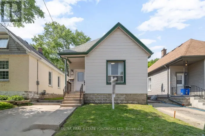 330 SALISBURY STREET W, London East