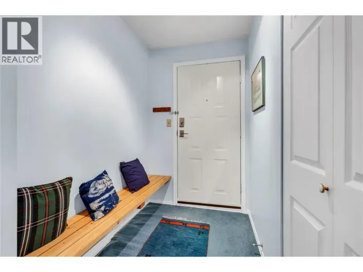330 Strayhorse Road Unit# 318, Apex Mountain