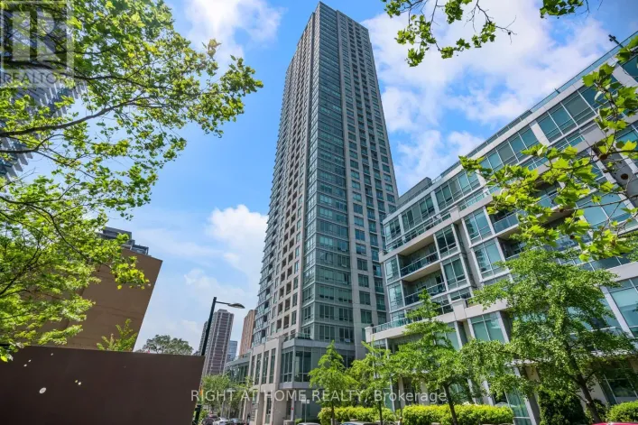 3302 - 120 HOMEWOOD AVENUE, Toronto