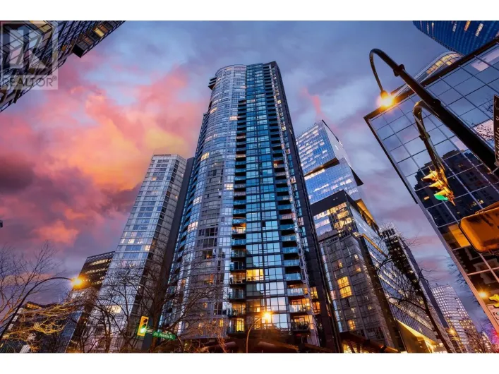 3303 1189 MELVILLE STREET, Vancouver